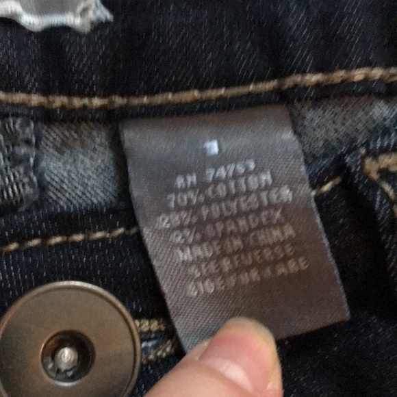 dark denim capris - Picture 4 of 4